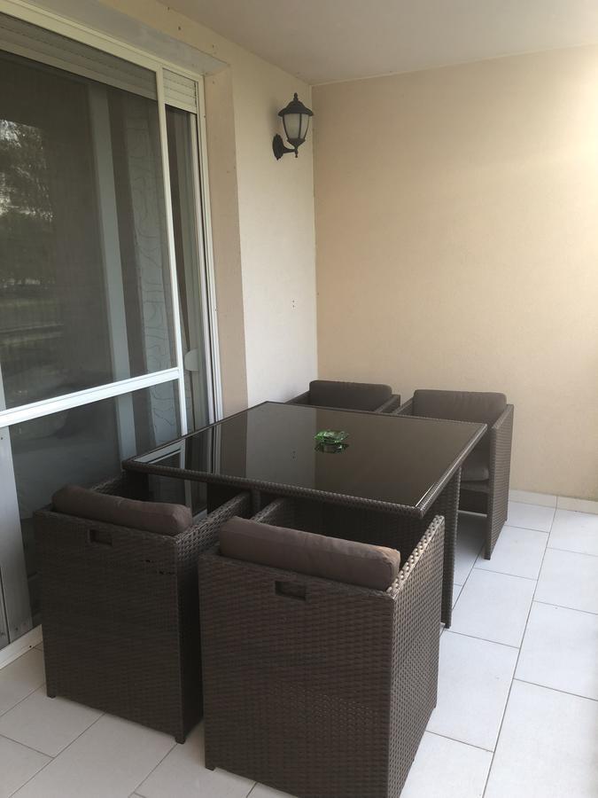 Ferienwohnung Relax Apartman Zamárdi Exterior foto